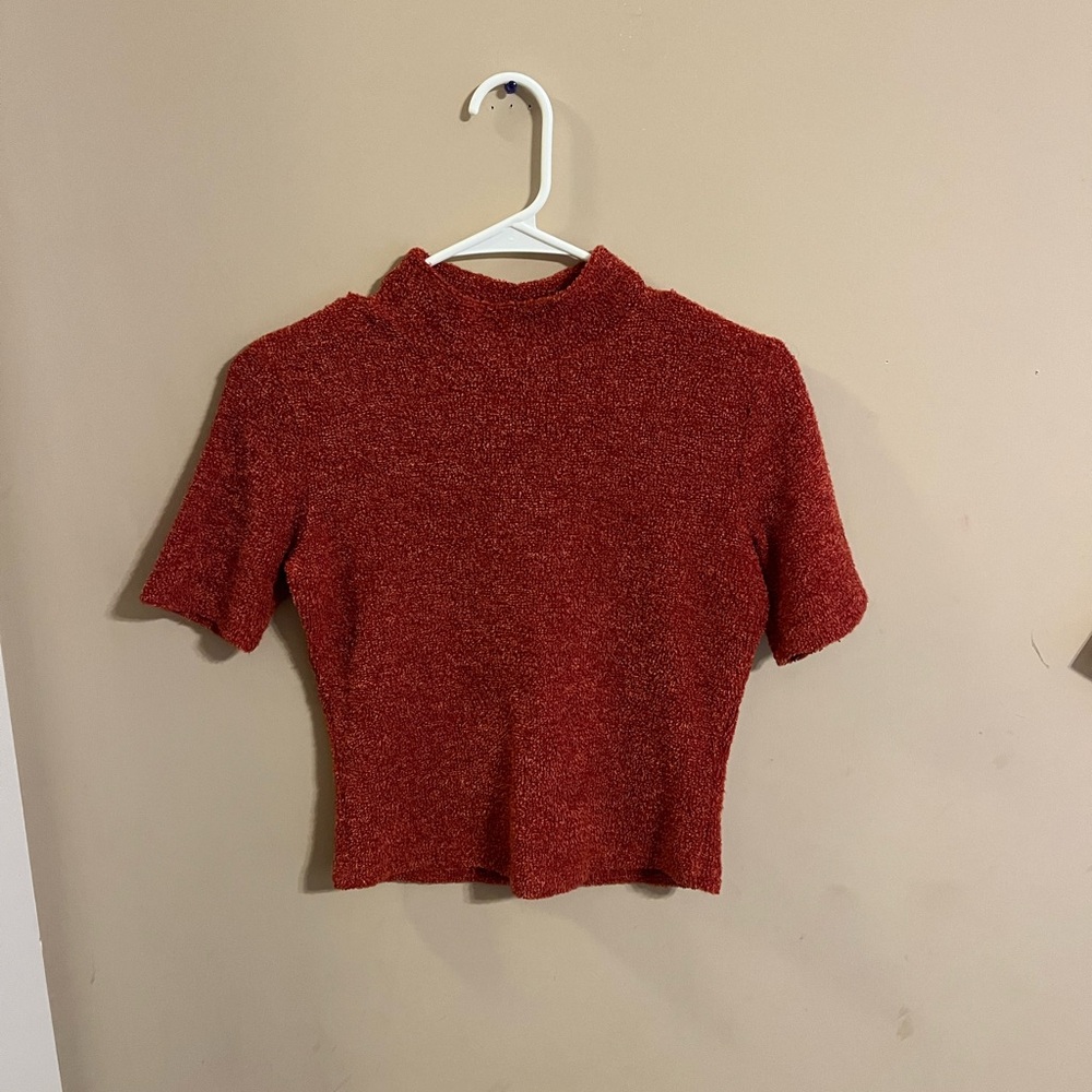 Tight fit orange thick shirt